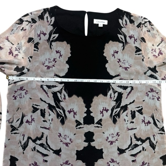 Calvin Klein Black, Cream, Pink Floral Blouse, sheer and lined, XL - Picture 5 of 5